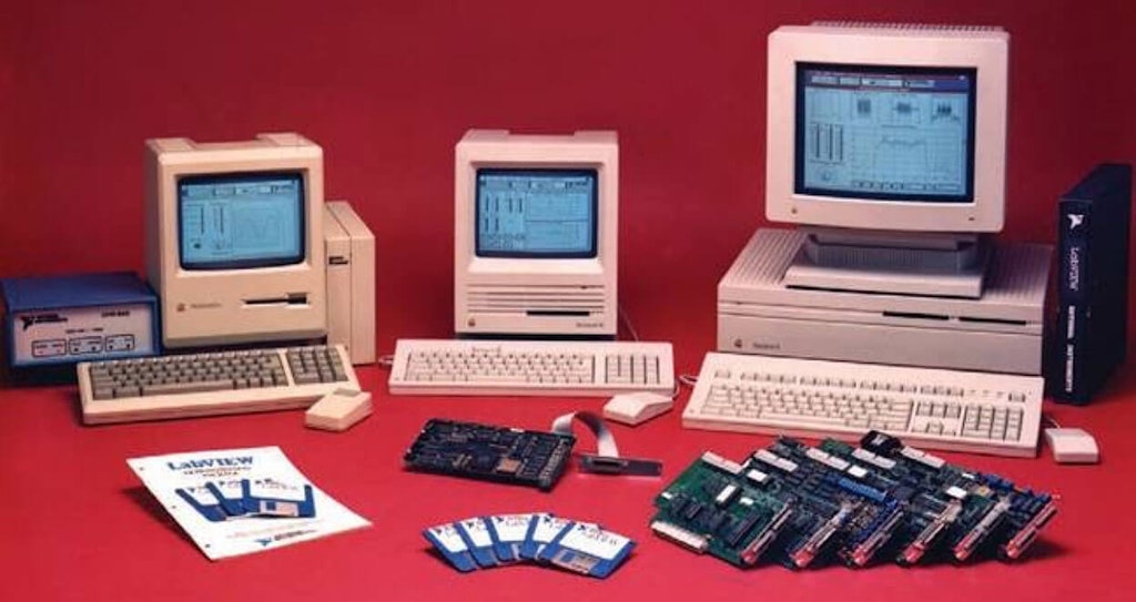 Computador Macintosh executando o ambiente de programação LabView da National Instrument