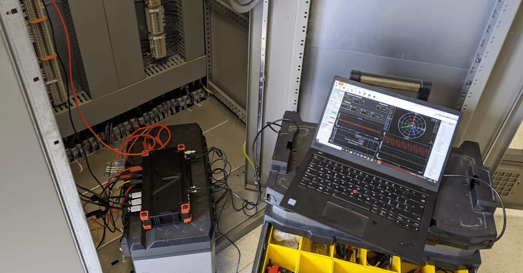 Figure 1. The Dewesoft SIRIUSi-HS acquisition module is extremely compact and robust, designed for field operations.