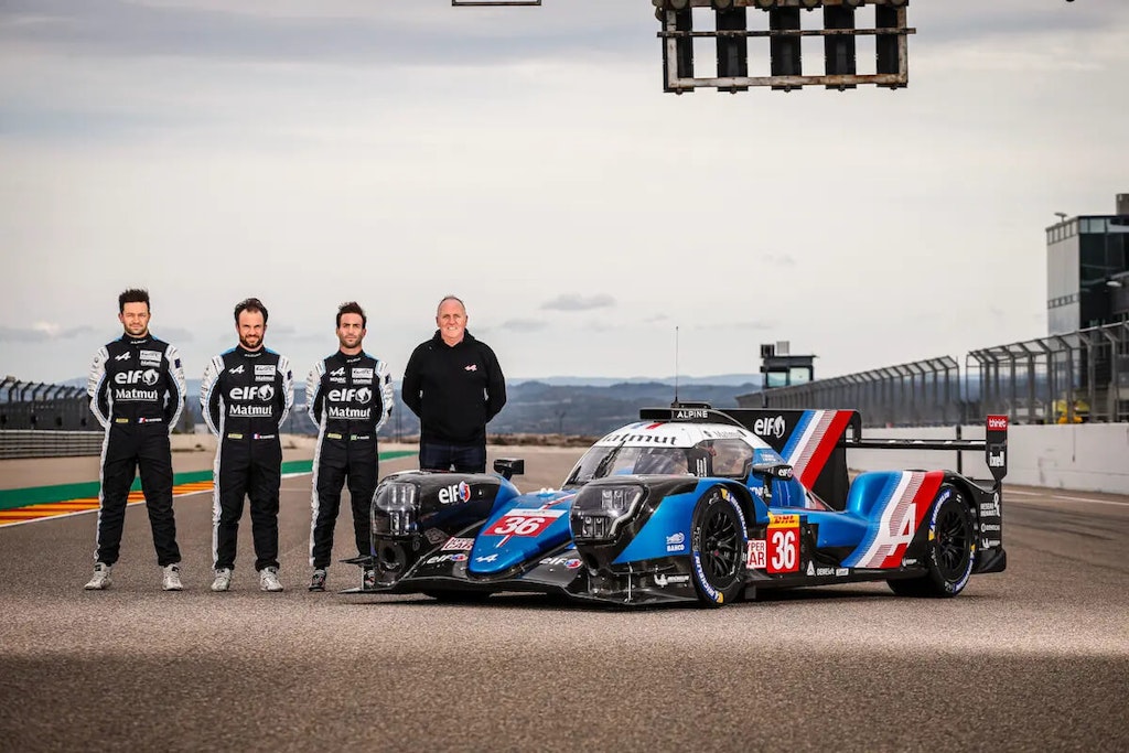 Abb. 1: Das Alpine Elf Matmut Endurance Team und sein Alpine A480 mit der Nummer 36