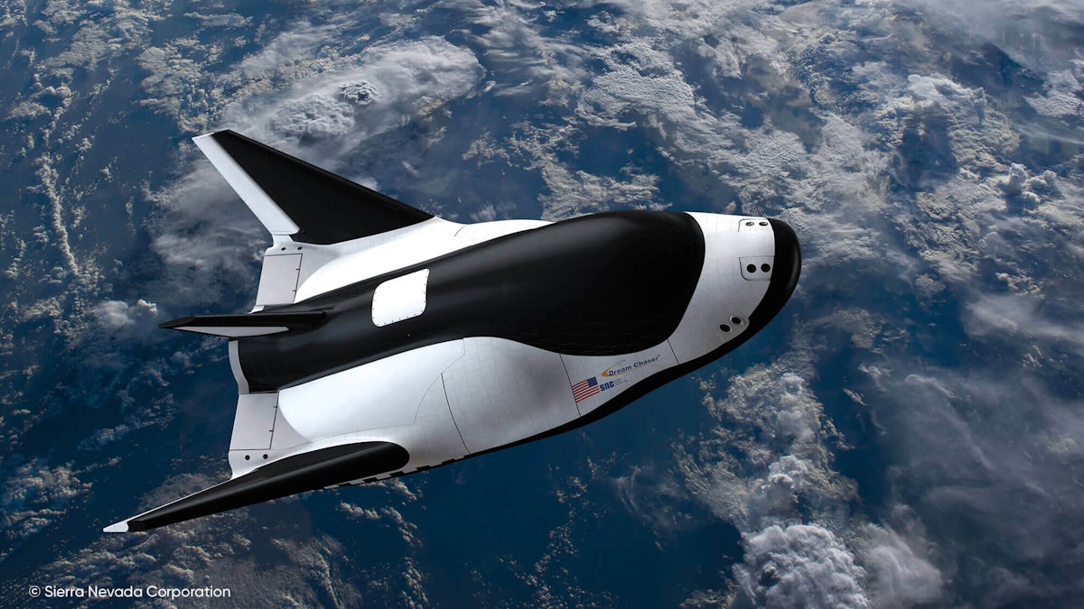 Dream chaser in flight