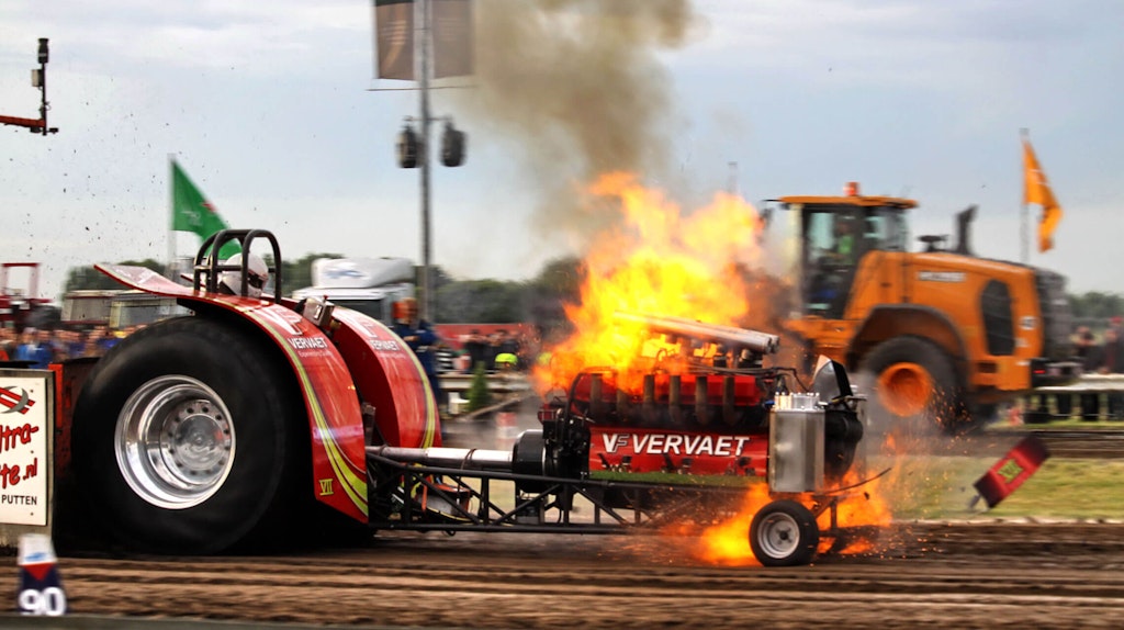 Tractor pulling sport