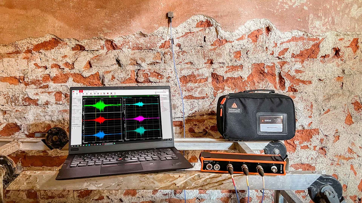 Dewesoft vibration measurement of buildings