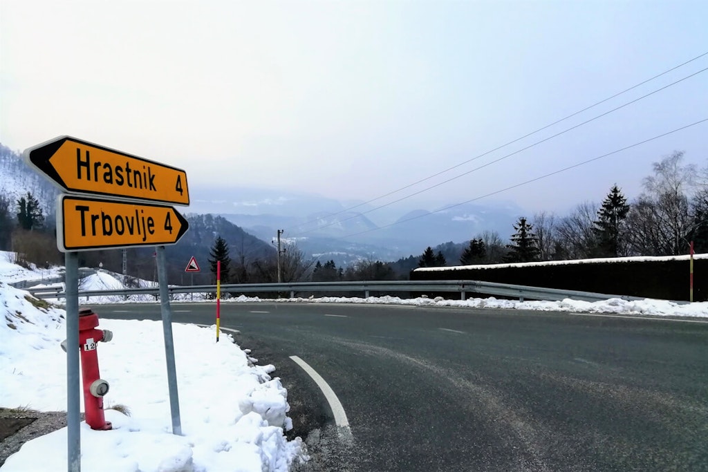 A winter view from the hills between Trbovlje and Hrastnik