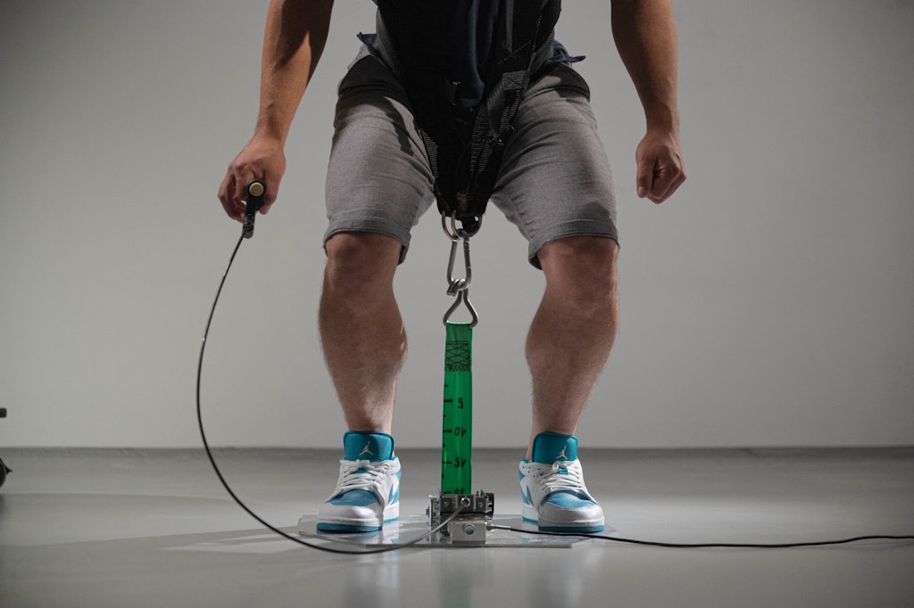 Figure 10. The ISO plate has a load cell sensor and an advanced self-tensioning tape system.