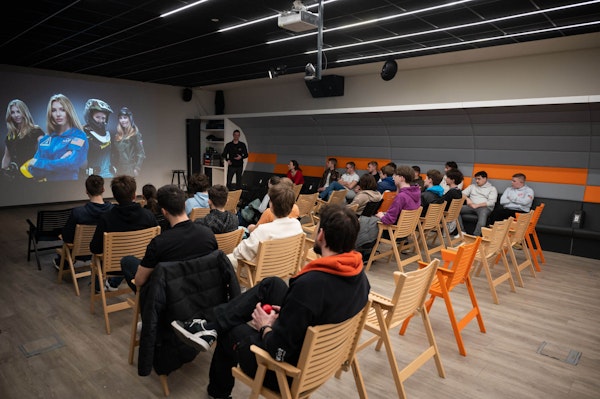 Štipendijski program "Sklad Akrobatov"