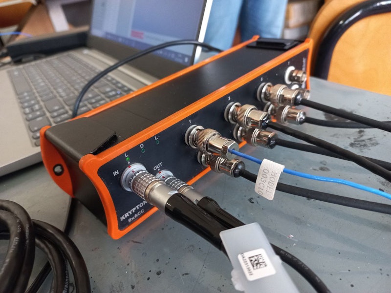 Instrumentation connection Instrumentation connection