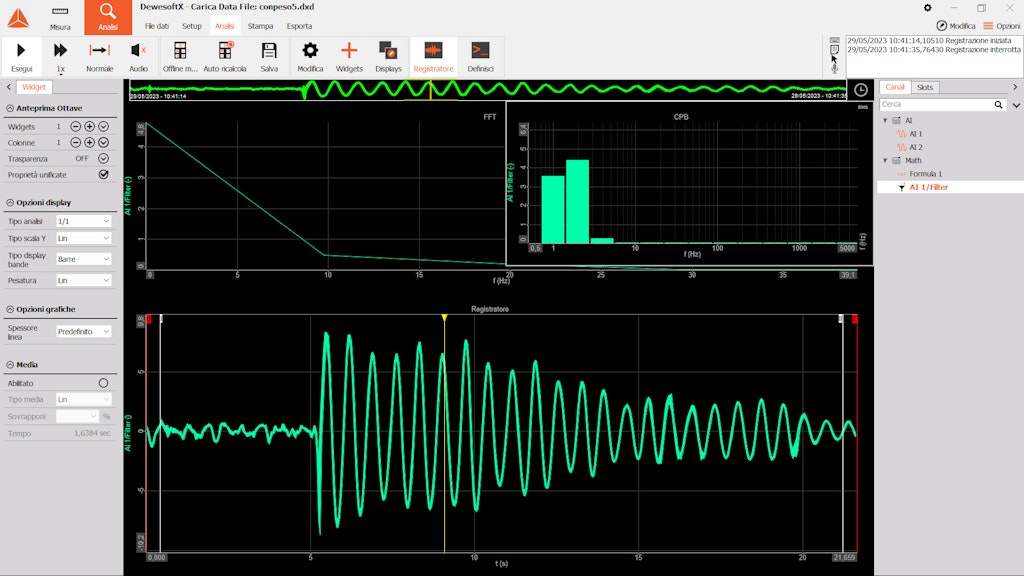 Figure 8. Graph in the time domain of the roll motion of the semicylindrical boat, obtained by subtracting the signals from the accelerometers, applying an IIR filter, and adding additional mass.