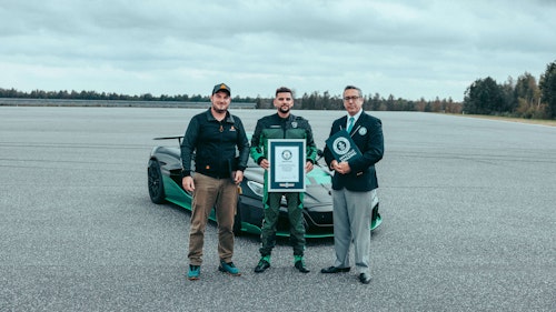 Measuring a new Guinness world record for the fastest reverse-driving