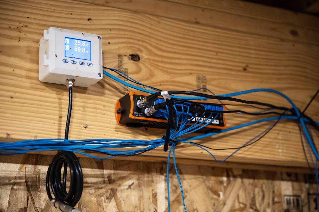 In the center is the Dewesoft KRYPTON-16xTH temperature DAQ instrument and on the left is one of two Modbus TCP weather stations.