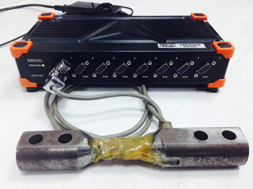 Load cell connected to SIRIUS measurement system