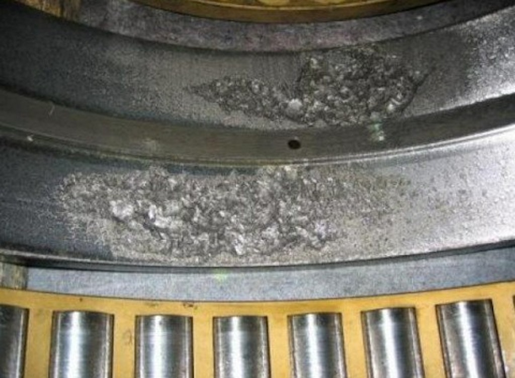 Damaged outer ring of the large bearing