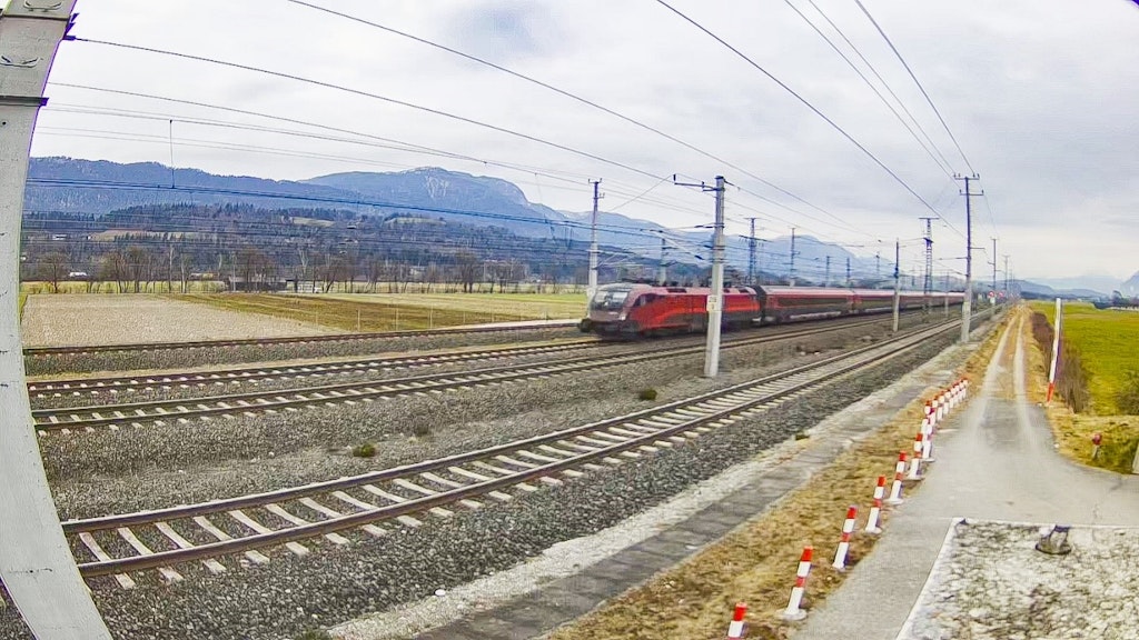 Figura 8. Cámaras de vigilancia con detección de movimiento verifican la identificación automática del tren.