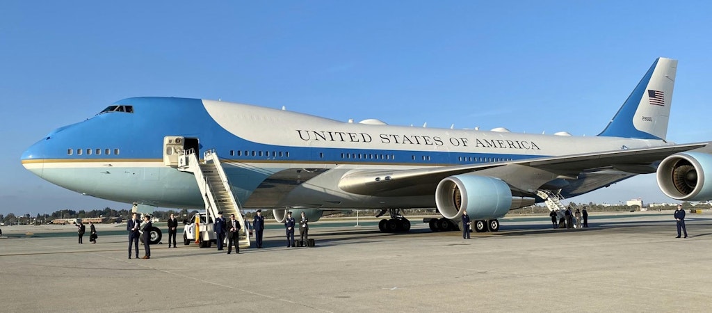 Air Force One en 2021. Imagen de Kevin McCarthy, dominio público, a través de Wikimedia Commons