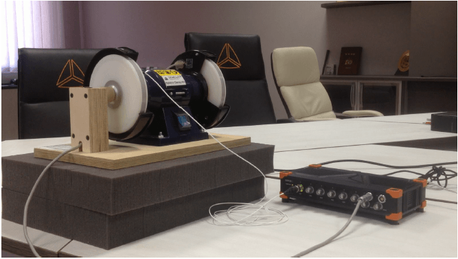 Dual-plane balancing demo equipment Dual-plane balancing demo equipment