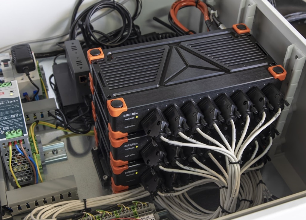 Figure 6. The data acquisition setup with Dewesoft SIRIUS® STGM.