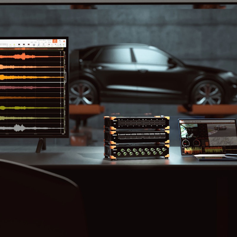 SIRIUX X data acquisition devices with DewesoftX software on a test bench