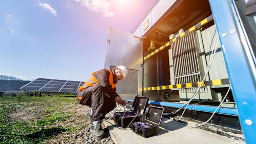 Electrical power measurement on inverters