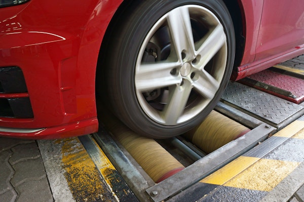 Test dei freni sul banco prova del dyno