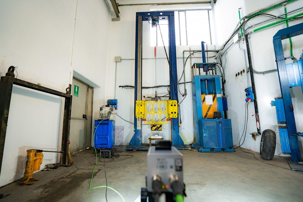 Figure 5. Arrangement of equipment for drop tower testing.