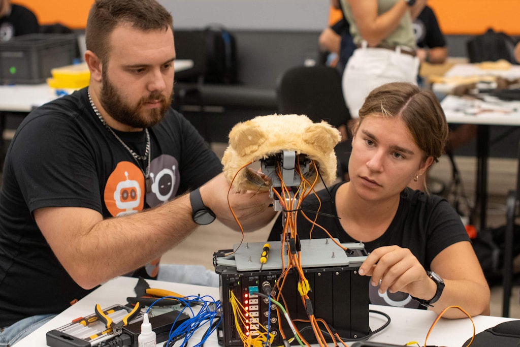 Finishing the robot bear