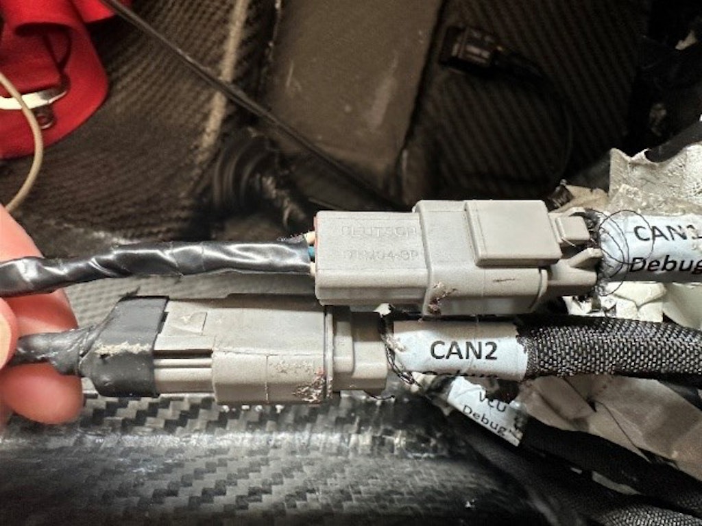 Figure 5. The CAN connections.