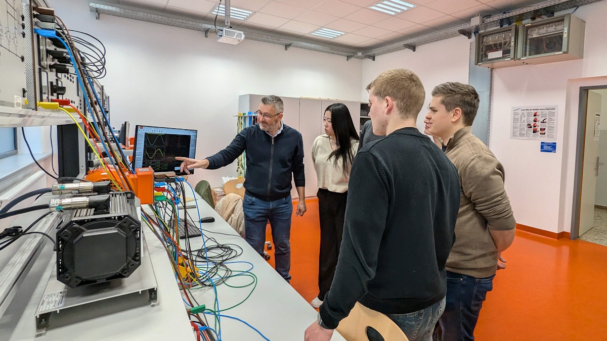 Messung des Lastwinkels in Synchronmaschinen