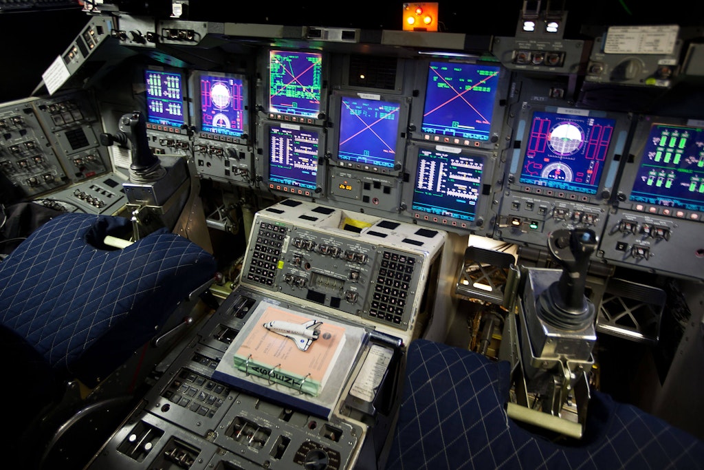 SAIL cockpit at NASA Johnson Space Center. NASA/Houston Chronicle/Smiley N. Pool, Public domain, via Wikimedia Commons.