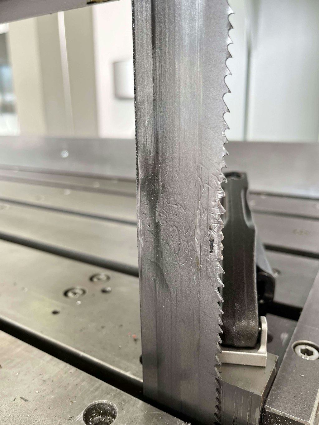 Damaged saw blade.