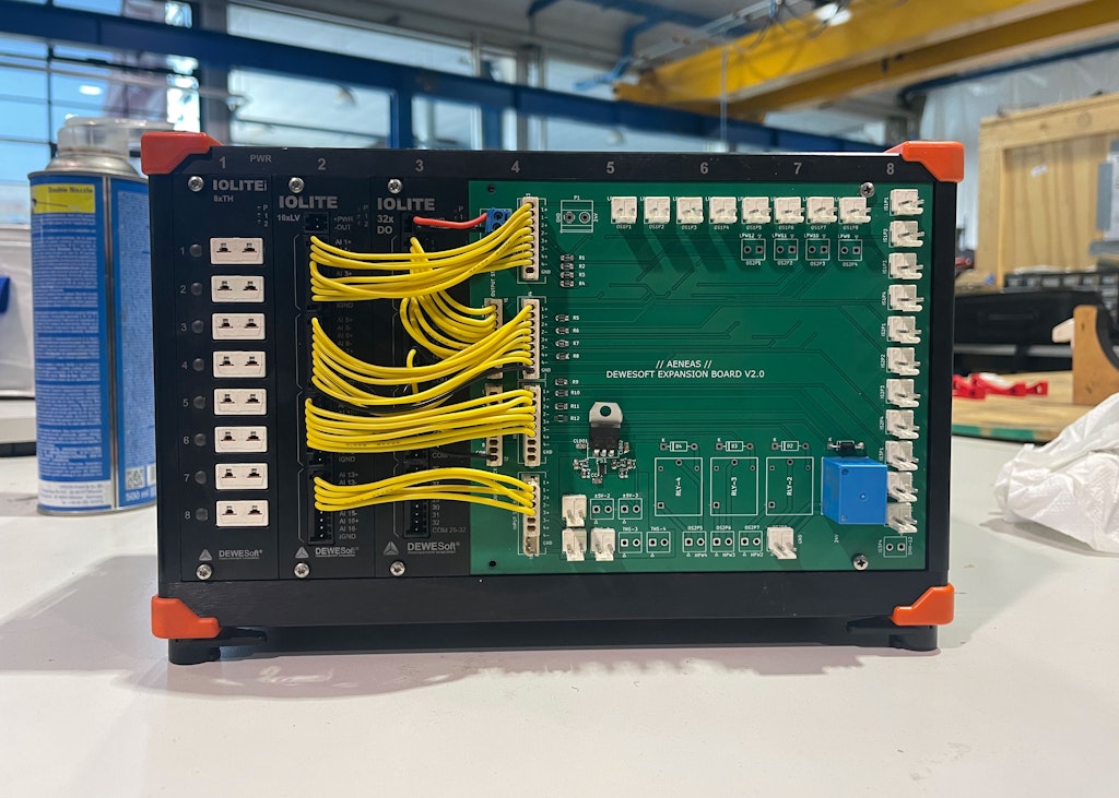 The expansion board on the IOLITE R8 chassis