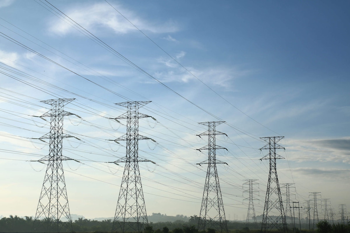 Monitoring Structural Health of Electricity Transmission Towers With Dewesoft