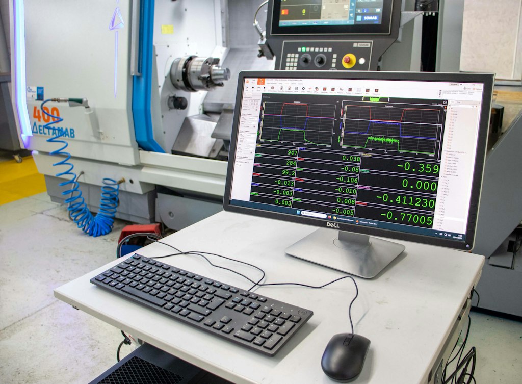 CNC Machining Process Monitoring with Real-Time DAQ