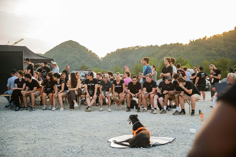 Relaxing atmosphere at Summer Camp