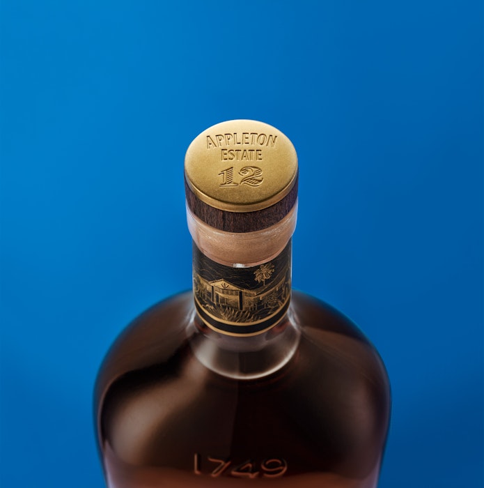 https://www.datocms-assets.com/53554/1639478112-closeuptappo12years.jpg?auto=format&h=700