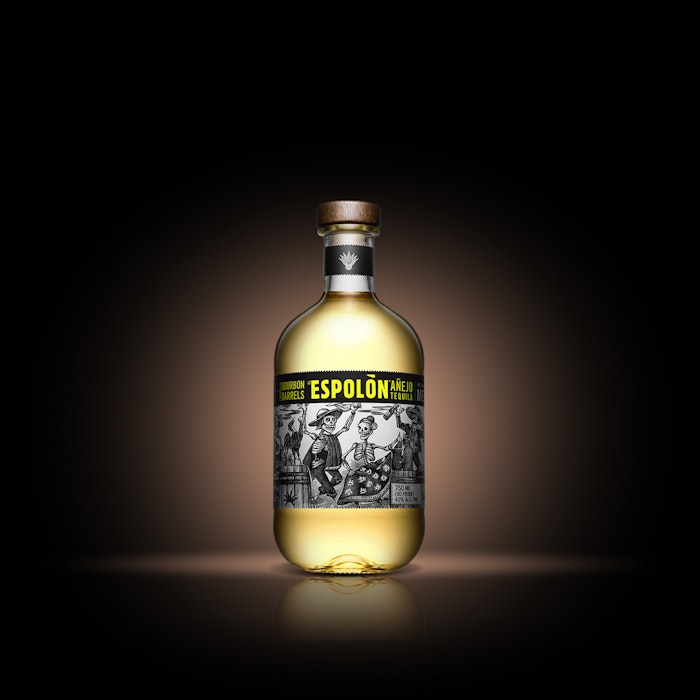 https://www.datocms-assets.com/53554/1644592276-espolon-anejo.jpg?auto=format&h=700