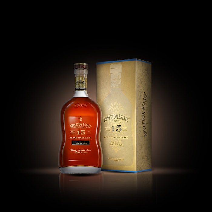 https://www.datocms-assets.com/53554/1646667187-15_years_bottle-boxjpg.jpg?auto=format&h=700