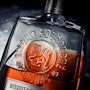 https://www.datocms-assets.com/53554/1650438377-bisquit-dubouche-vsop_02.jpg?auto=format&h=90