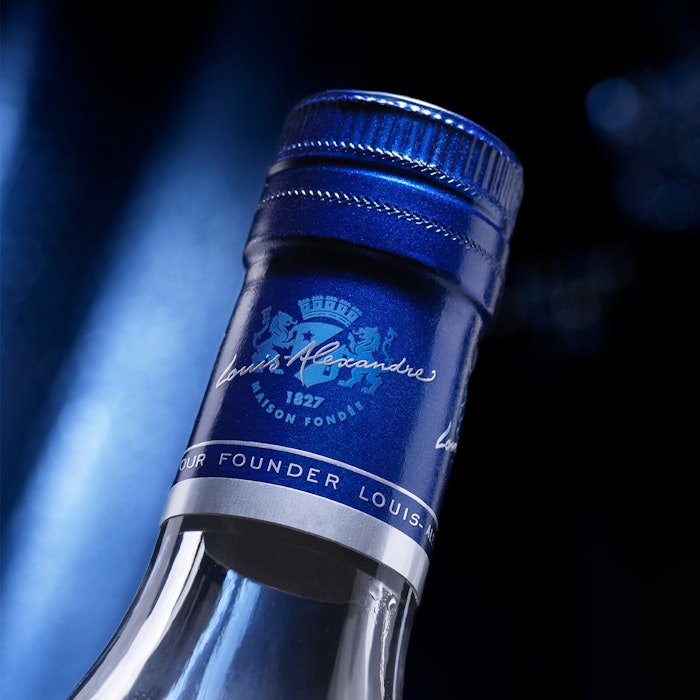 https://www.datocms-assets.com/53554/1651056248-grand-marnier-cuvee-louis-alexandre_01.jpg?auto=format&h=700