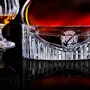 https://www.datocms-assets.com/53554/1651056592-grand-marnier-quintessence_03.jpg?auto=format&h=90