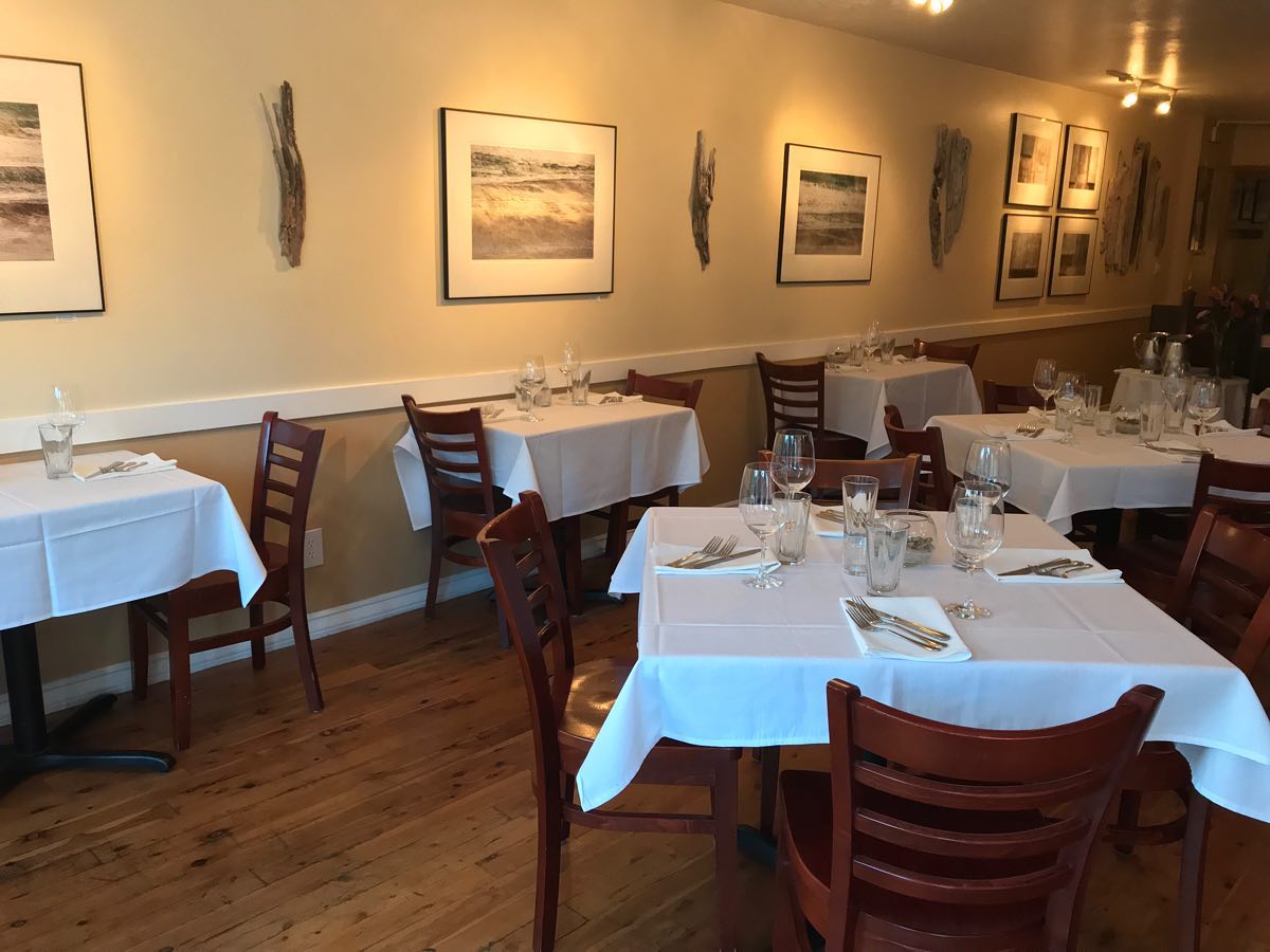 Alloro Wine Bar and Restaurant, Bandon