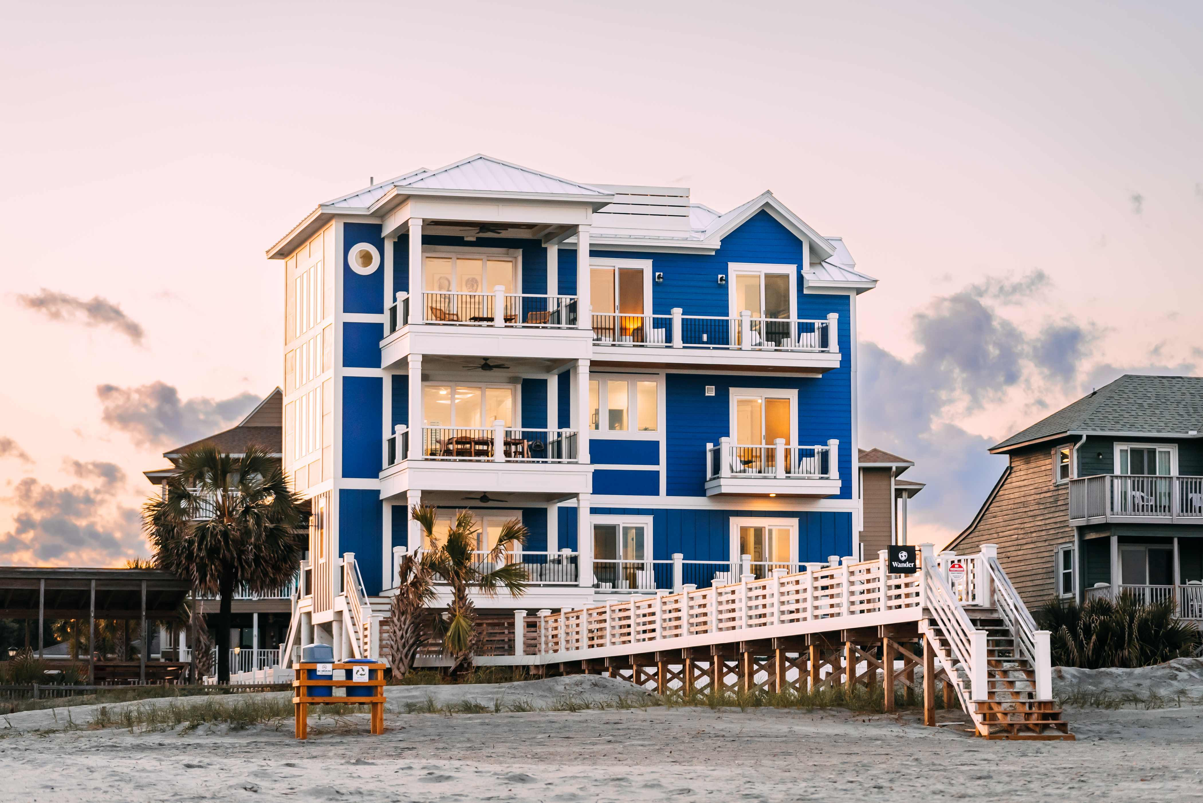 Wander Surfside Beach image
