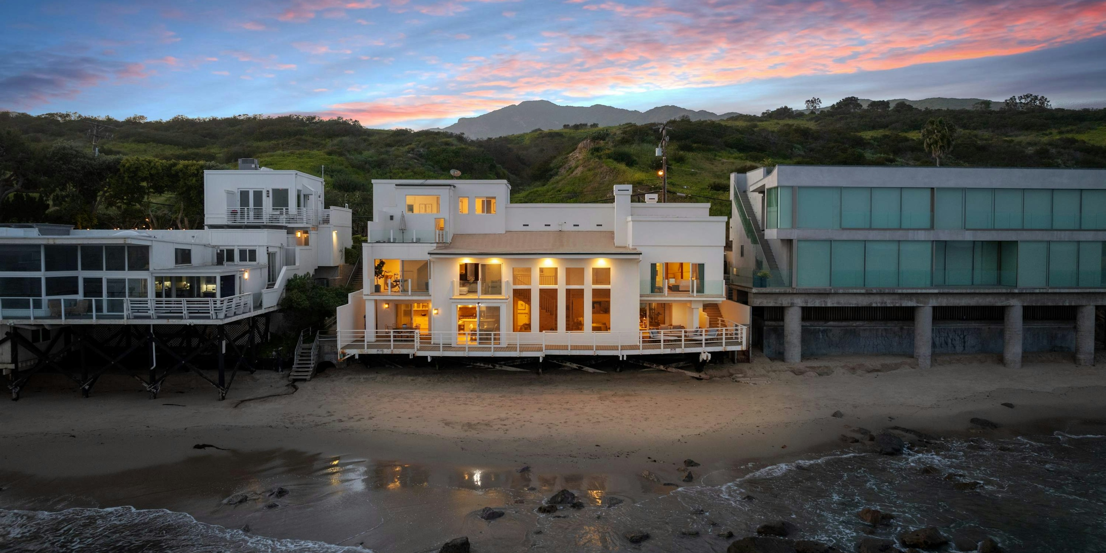 Closest Airport To Malibu