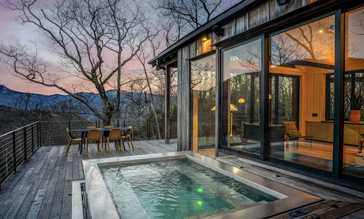 Welcome to Black Mountain