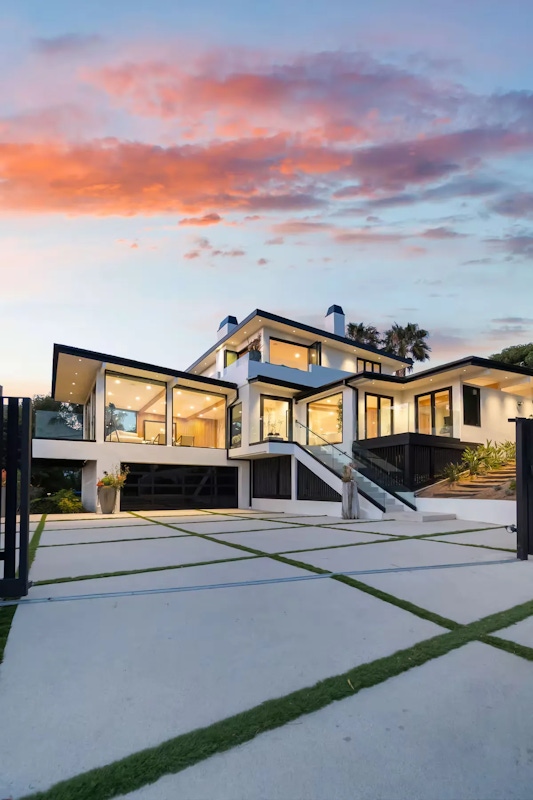 Discover more of Malibu