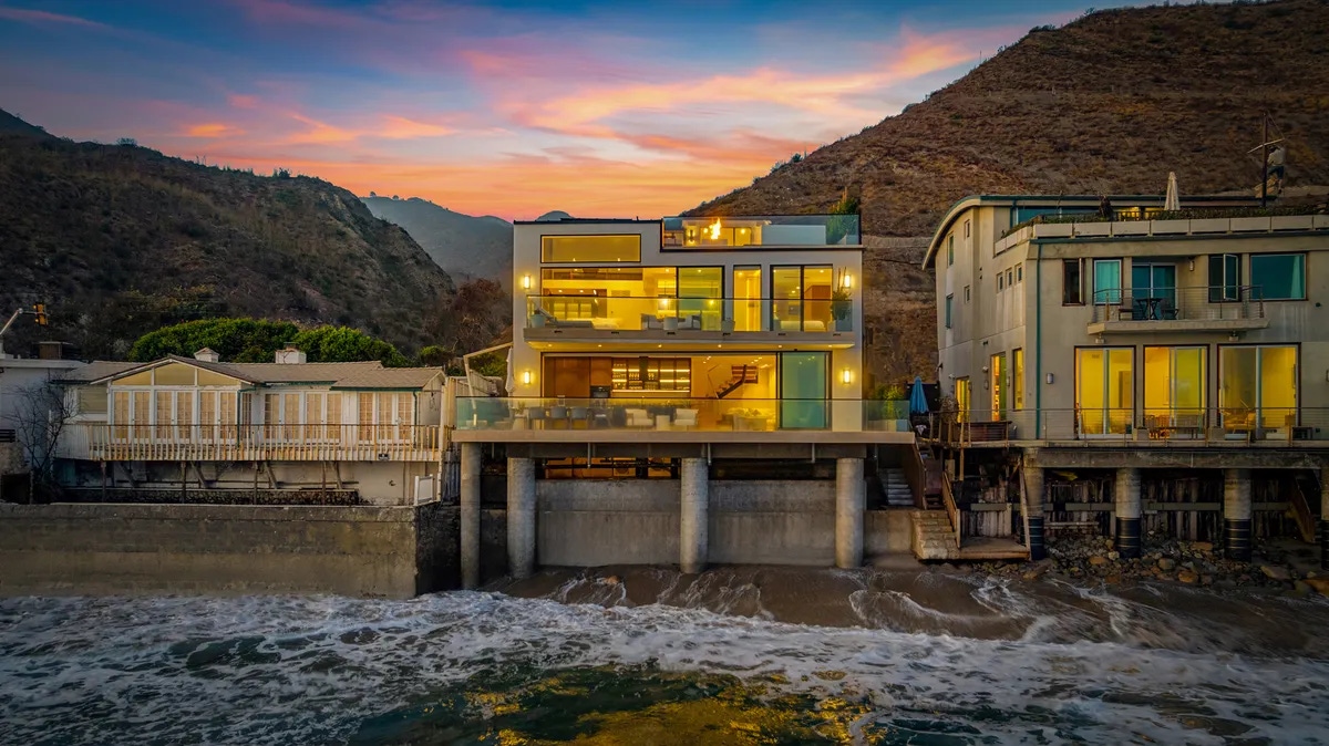 Welcome to pet-friendly Malibu