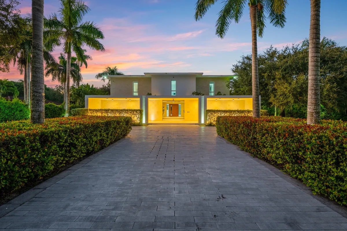 Welcome to family adventures in Miami