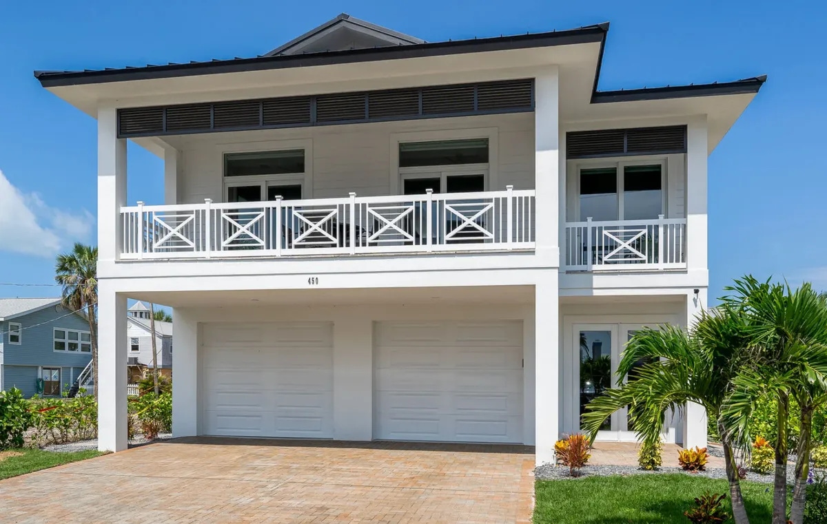 Discover more large groups activities in Fort Myers Beach