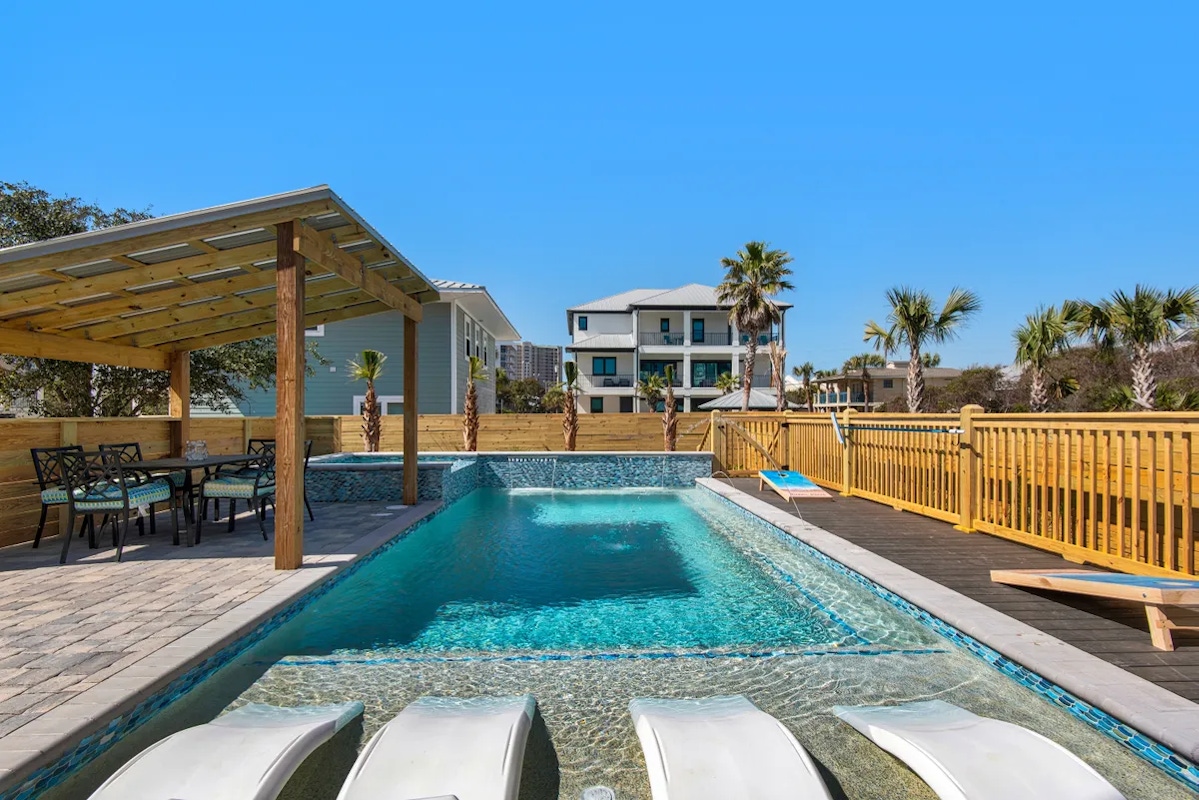 Discover more of Miramar Beach