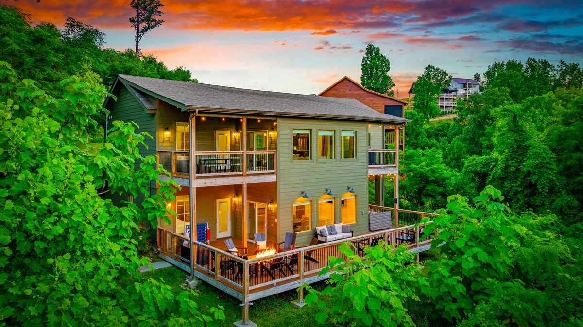 Discover more of Sevierville