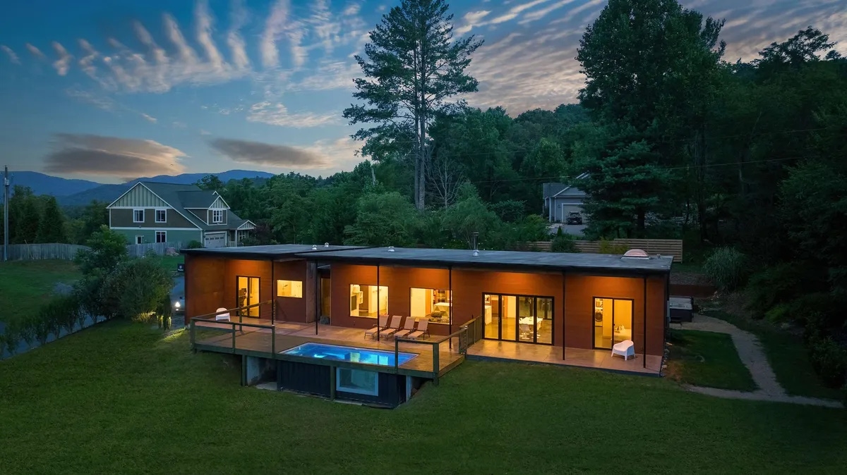 Discover more pet-friendly spots in Tennessee