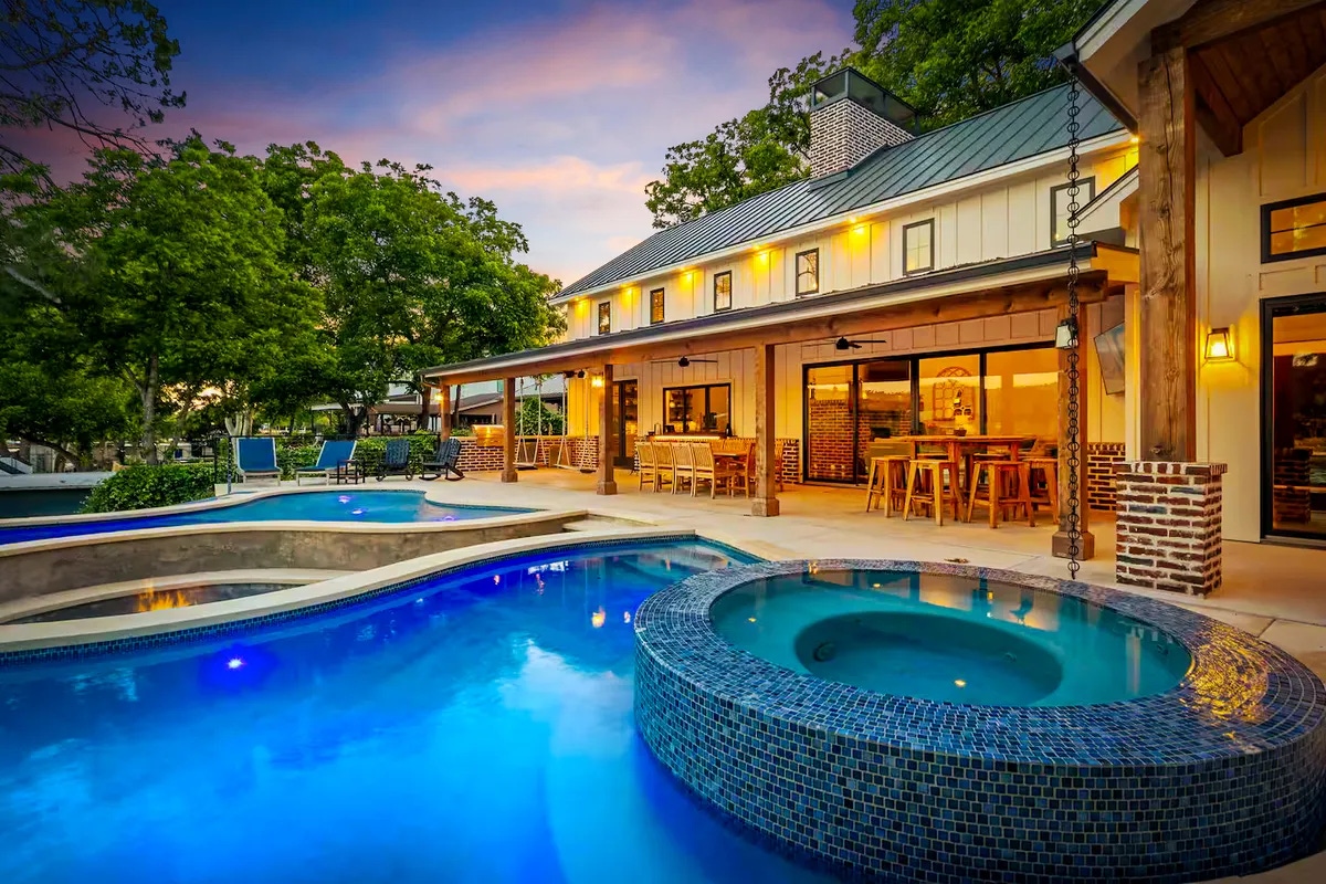 Welcome to the lakeside at Texas